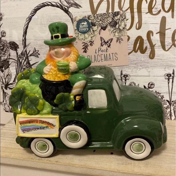 Blue Sky St. Patrick's Truck Decor cute